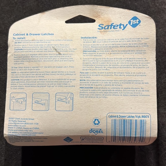 Safety First 14 Pack Cabinet & Drawer Latches - Picture 2 of 3